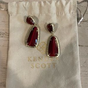 NWOT Kendra Scott Daria Earring